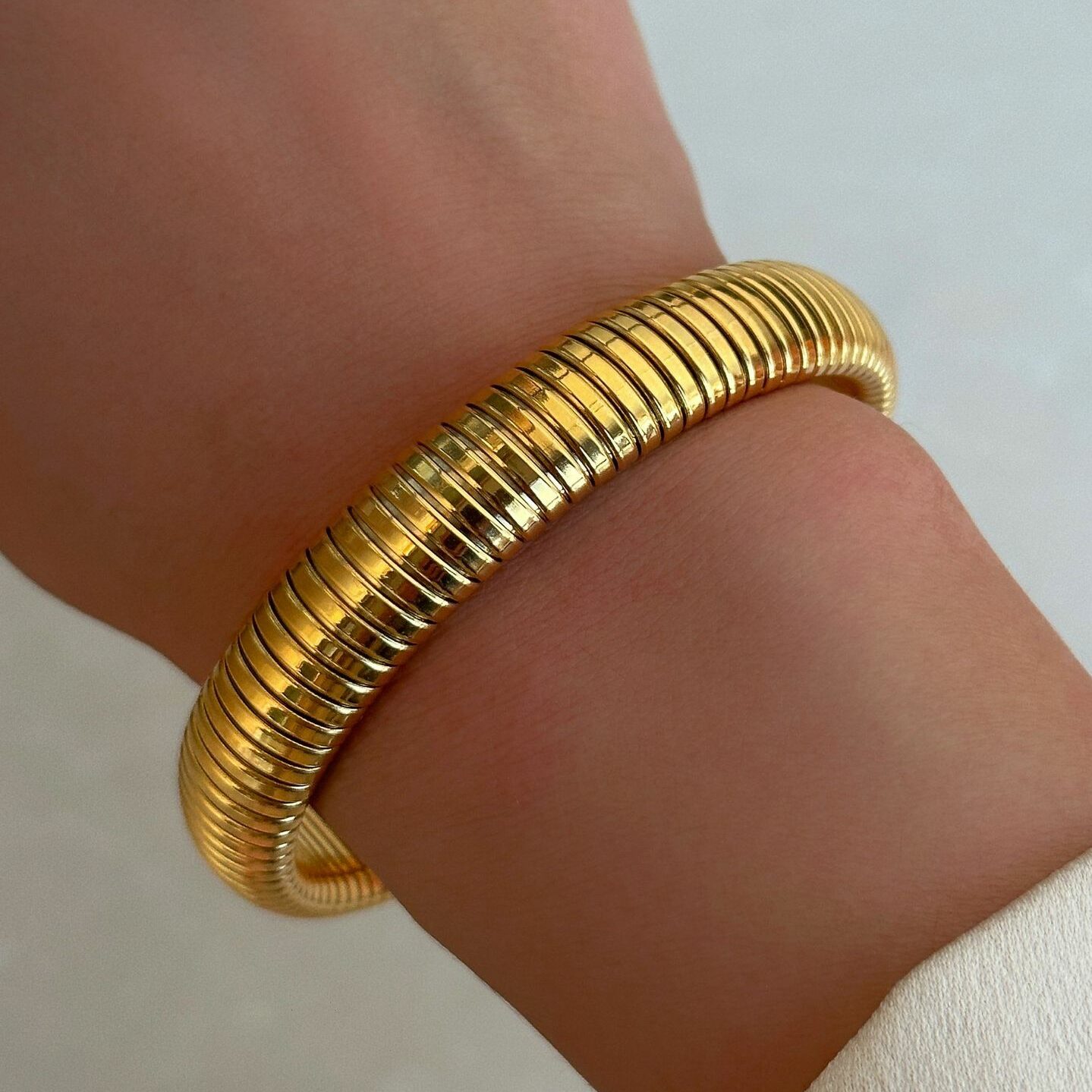 Acier-Inoxydable-Style-IG-De-Base-Couleur-Unie-Bracelet-e1721568568984.jpg